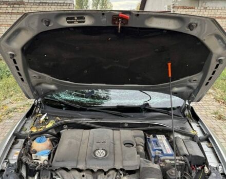 Серый Фольксваген Пассат, объемом двигателя 2.5 л и пробегом 190 тыс. км за 4900 $, фото 3 на Automoto.ua