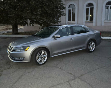 Серый Фольксваген Пассат, объемом двигателя 1.97 л и пробегом 291 тыс. км за 13000 $, фото 4 на Automoto.ua