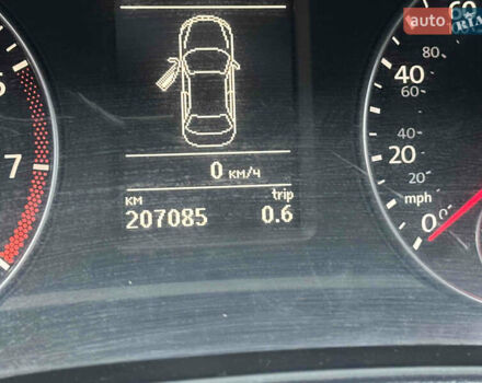 Серый Фольксваген Пассат, объемом двигателя 2.48 л и пробегом 207 тыс. км за 10700 $, фото 8 на Automoto.ua