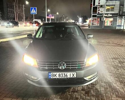Сірий Фольксваген Пассат, об'ємом двигуна 2 л та пробігом 278 тис. км за 10500 $, фото 4 на Automoto.ua
