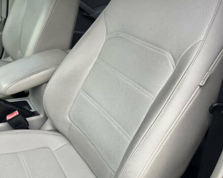 Сірий Фольксваген Пассат, об'ємом двигуна 2 л та пробігом 240 тис. км за 10000 $, фото 12 на Automoto.ua