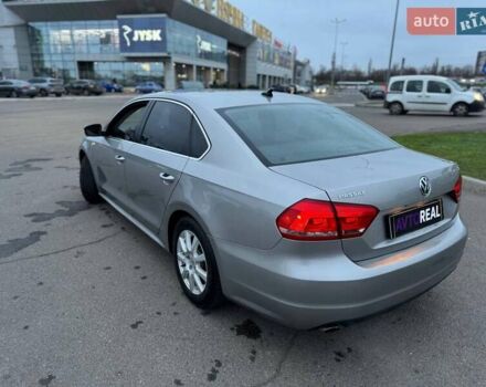 Серый Фольксваген Пассат, объемом двигателя 2.5 л и пробегом 236 тыс. км за 11800 $, фото 52 на Automoto.ua