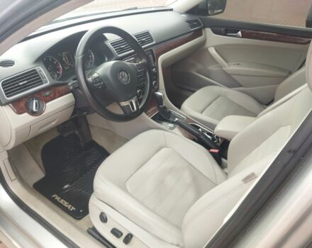 Фольксваген Пассат 2013 в Прилуках на Automoto.ua Серый Фольксваген Пассат, объемом двигателя 2.5 л и пробегом 290 тыс. км за 9100 $, фото 6 на Automoto.ua