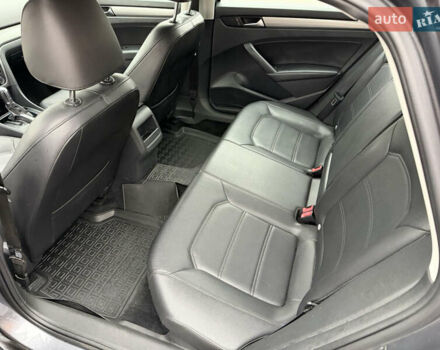 Серый Фольксваген Пассат, объемом двигателя 1.8 л и пробегом 210 тыс. км за 8300 $, фото 12 на Automoto.ua