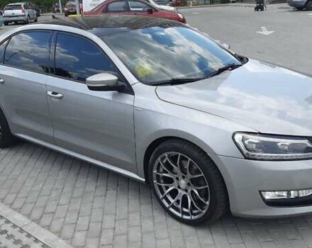 Серый Фольксваген Пассат, объемом двигателя 2.5 л и пробегом 219 тыс. км за 12000 $, фото 7 на Automoto.ua