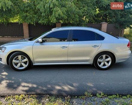 Серый Фольксваген Пассат, объемом двигателя 2.5 л и пробегом 165 тыс. км за 11499 $, фото 7 на Automoto.ua