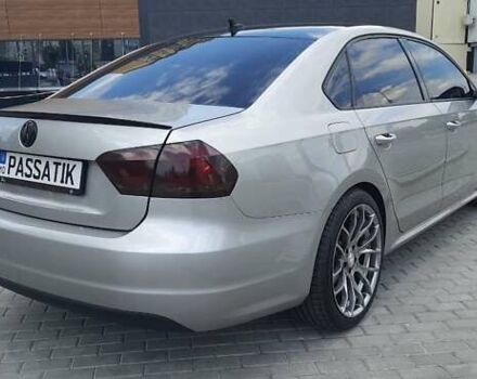 Серый Фольксваген Пассат, объемом двигателя 2.5 л и пробегом 219 тыс. км за 12000 $, фото 5 на Automoto.ua