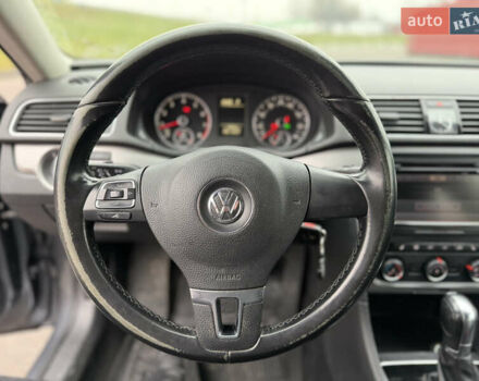 Серый Фольксваген Пассат, объемом двигателя 1.8 л и пробегом 210 тыс. км за 8300 $, фото 8 на Automoto.ua