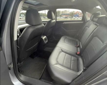 Сірий Фольксваген Пассат, об'ємом двигуна 2.48 л та пробігом 123 тис. км за 11300 $, фото 22 на Automoto.ua