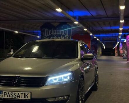 Серый Фольксваген Пассат, объемом двигателя 2.5 л и пробегом 219 тыс. км за 12000 $, фото 4 на Automoto.ua