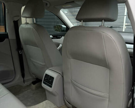 Сірий Фольксваген Пассат, об'ємом двигуна 2 л та пробігом 204 тис. км за 9800 $, фото 34 на Automoto.ua