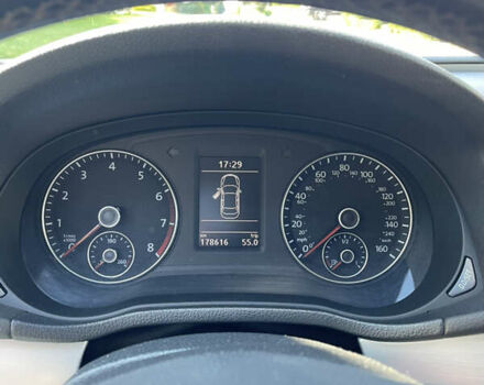 Серый Фольксваген Пассат, объемом двигателя 2.5 л и пробегом 179 тыс. км за 11300 $, фото 15 на Automoto.ua