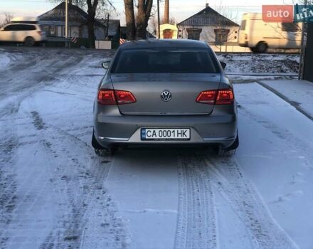 Серый Фольксваген Пассат, объемом двигателя 1.97 л и пробегом 350 тыс. км за 13000 $, фото 4 на Automoto.ua