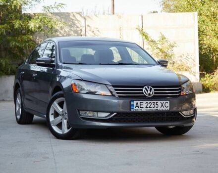 Серый Фольксваген Пассат, объемом двигателя 1.8 л и пробегом 190 тыс. км за 9700 $, фото 4 на Automoto.ua