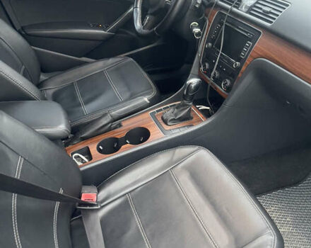 Серый Фольксваген Пассат, объемом двигателя 2.48 л и пробегом 209 тыс. км за 9100 $, фото 4 на Automoto.ua