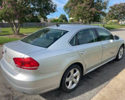 Серый Фольксваген Пассат, объемом двигателя 2.5 л и пробегом 89 тыс. км за 1325 $, фото 6 на Automoto.ua