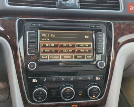 Серый Фольксваген Пассат, объемом двигателя 2.5 л и пробегом 207 тыс. км за 12500 $, фото 12 на Automoto.ua