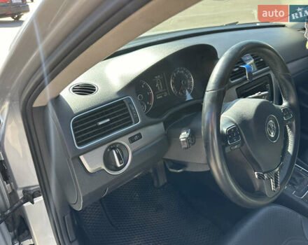 Серый Фольксваген Пассат, объемом двигателя 2 л и пробегом 160 тыс. км за 13700 $, фото 30 на Automoto.ua