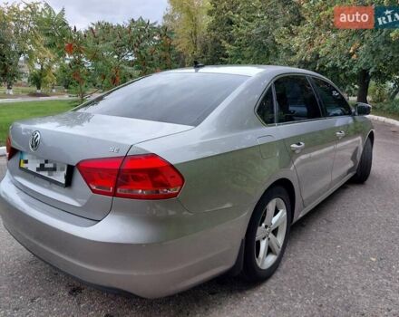 Серый Фольксваген Пассат, объемом двигателя 2.48 л и пробегом 219 тыс. км за 9800 $, фото 3 на Automoto.ua