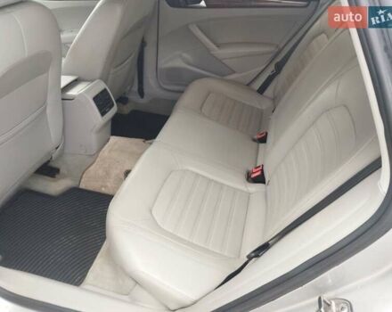 Серый Фольксваген Пассат, объемом двигателя 2.5 л и пробегом 286 тыс. км за 8999 $, фото 17 на Automoto.ua