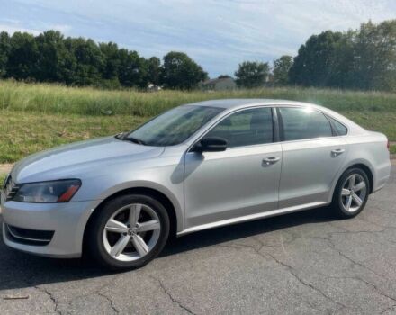 Серый Фольксваген Пассат, объемом двигателя 2.5 л и пробегом 89 тыс. км за 1325 $, фото 2 на Automoto.ua