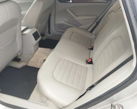 Фольксваген Пассат 2013 в Прилуках на Automoto.ua Серый Фольксваген Пассат, объемом двигателя 2.5 л и пробегом 290 тыс. км за 9100 $, фото 7 на Automoto.ua