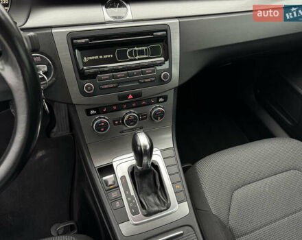 Серый Фольксваген Пассат, объемом двигателя 2 л и пробегом 168 тыс. км за 14900 $, фото 24 на Automoto.ua