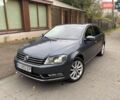 Серый Фольксваген Пассат, объемом двигателя 1.8 л и пробегом 240 тыс. км за 10100 $, фото 1 на Automoto.ua