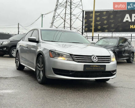 Серый Фольксваген Пассат, объемом двигателя 2.48 л и пробегом 187 тыс. км за 9800 $, фото 8 на Automoto.ua