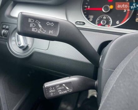 Серый Фольксваген Пассат, объемом двигателя 1.97 л и пробегом 240 тыс. км за 12490 $, фото 17 на Automoto.ua