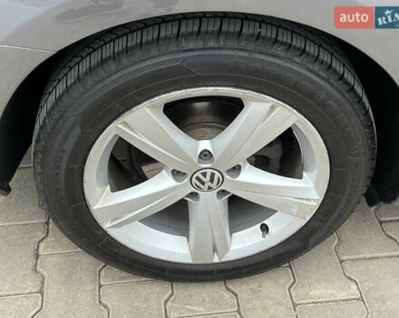 Сірий Фольксваген Пассат, об'ємом двигуна 2.5 л та пробігом 210 тис. км за 9700 $, фото 15 на Automoto.ua