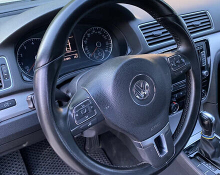 Сірий Фольксваген Пассат, об'ємом двигуна 2.5 л та пробігом 357 тис. км за 11500 $, фото 7 на Automoto.ua