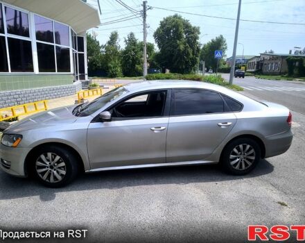 Серый Фольксваген Пассат, объемом двигателя 2.5 л и пробегом 190 тыс. км за 8000 $, фото 1 на Automoto.ua