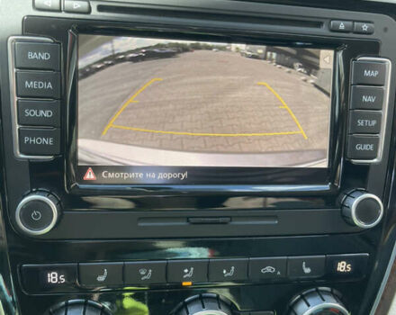 Сірий Фольксваген Пассат, об'ємом двигуна 2 л та пробігом 186 тис. км за 12500 $, фото 10 на Automoto.ua