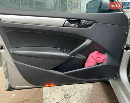 Сірий Фольксваген Пассат, об'ємом двигуна 2.5 л та пробігом 156 тис. км за 8999 $, фото 12 на Automoto.ua