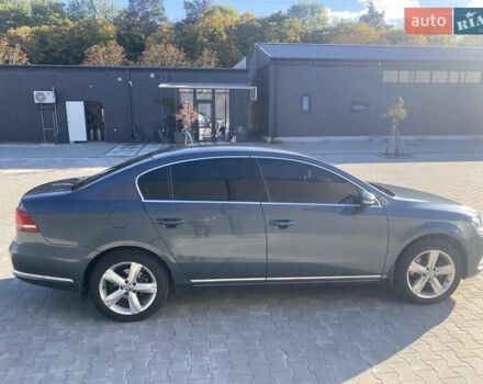 Фольксваген Пассат 2013 в Белой Церкве на Automoto.ua Серый Фольксваген Пассат, объемом двигателя 1.97 л и пробегом 230 тыс. км за 14600 $, фото 5 на Automoto.ua