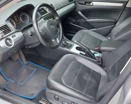 Серый Фольксваген Пассат, объемом двигателя 2.48 л и пробегом 219 тыс. км за 9800 $, фото 13 на Automoto.ua