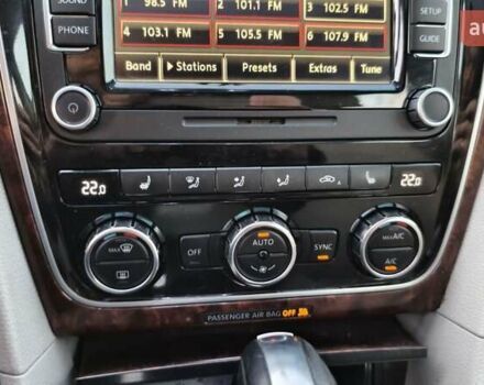 Серый Фольксваген Пассат, объемом двигателя 2.5 л и пробегом 207 тыс. км за 12500 $, фото 13 на Automoto.ua