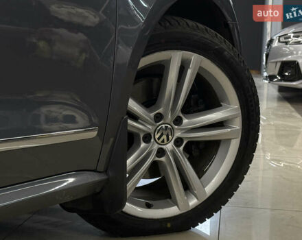 Серый Фольксваген Пассат, объемом двигателя 1.97 л и пробегом 161 тыс. км за 14999 $, фото 16 на Automoto.ua