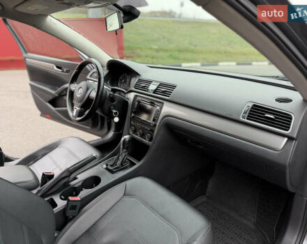 Серый Фольксваген Пассат, объемом двигателя 1.8 л и пробегом 210 тыс. км за 8300 $, фото 16 на Automoto.ua