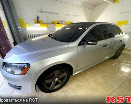 Сірий Фольксваген Пассат, об'ємом двигуна 2.5 л та пробігом 176 тис. км за 9500 $, фото 1 на Automoto.ua