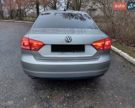 Серый Фольксваген Пассат, объемом двигателя 2.5 л и пробегом 219 тыс. км за 9800 $, фото 3 на Automoto.ua