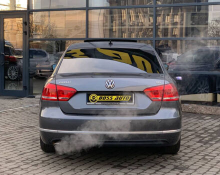 Сірий Фольксваген Пассат, об'ємом двигуна 2.5 л та пробігом 284 тис. км за 10300 $, фото 4 на Automoto.ua