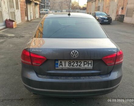 Сірий Фольксваген Пассат, об'ємом двигуна 2 л та пробігом 165 тис. км за 11500 $, фото 3 на Automoto.ua