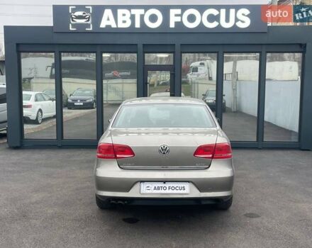 Серый Фольксваген Пассат, объемом двигателя 1.97 л и пробегом 240 тыс. км за 12490 $, фото 6 на Automoto.ua