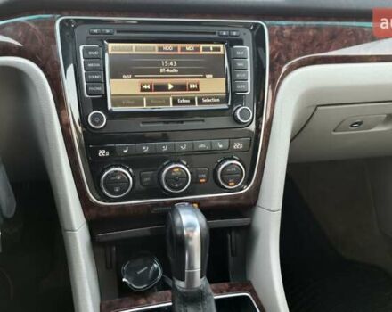 Серый Фольксваген Пассат, объемом двигателя 2.5 л и пробегом 207 тыс. км за 12500 $, фото 15 на Automoto.ua