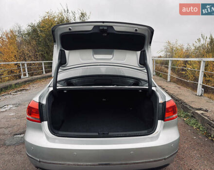 Фольксваген Пассат 2013 у Прилуках на Automoto.ua Сірий Фольксваген Пассат, об'ємом двигуна 2 л та пробігом 178 тис. км за 12500 $, фото 17 на Automoto.ua