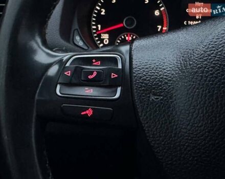 Серый Фольксваген Пассат, объемом двигателя 2.5 л и пробегом 236 тыс. км за 11800 $, фото 27 на Automoto.ua