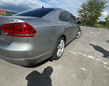 Сірий Фольксваген Пассат, об'ємом двигуна 2 л та пробігом 186 тис. км за 12500 $, фото 3 на Automoto.ua