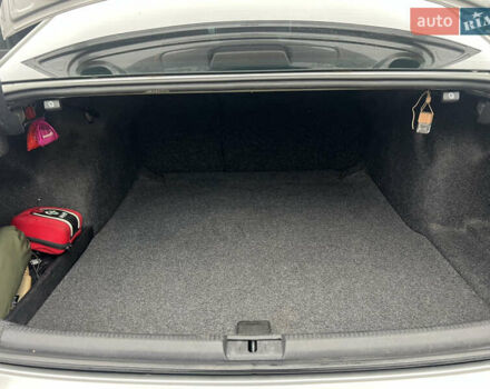 Серый Фольксваген Пассат, объемом двигателя 2.48 л и пробегом 177 тыс. км за 11400 $, фото 6 на Automoto.ua